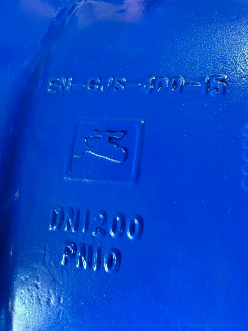Затвор Ду1200 Ру10 с редуктором , уплотнение EPDM — 1